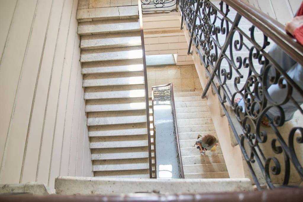 White Door Apartments Heart Of Odessa 1 المظهر الخارجي الصورة
