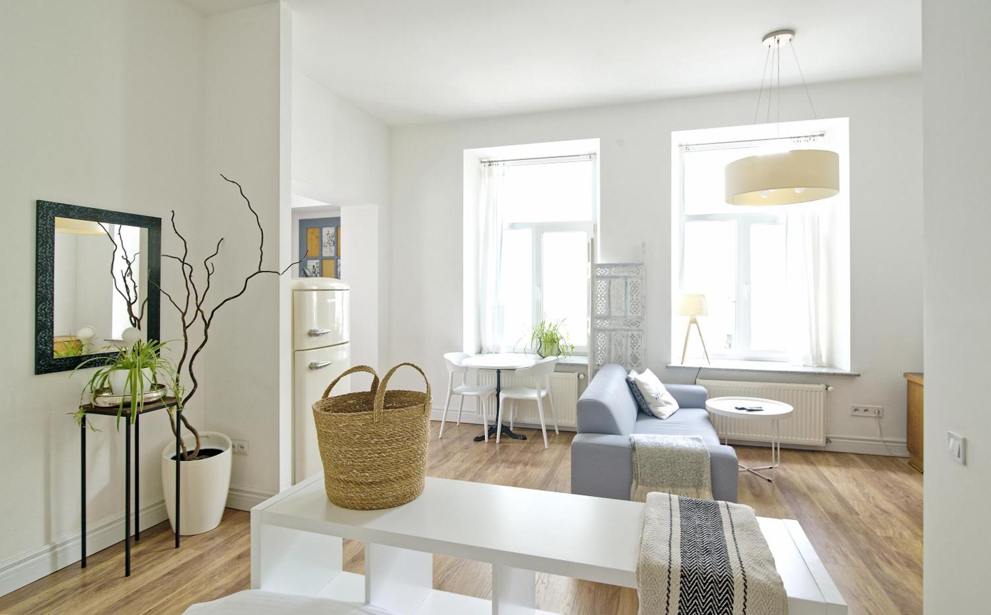 White Door Apartments Heart Of Odessa 1 المظهر الخارجي الصورة