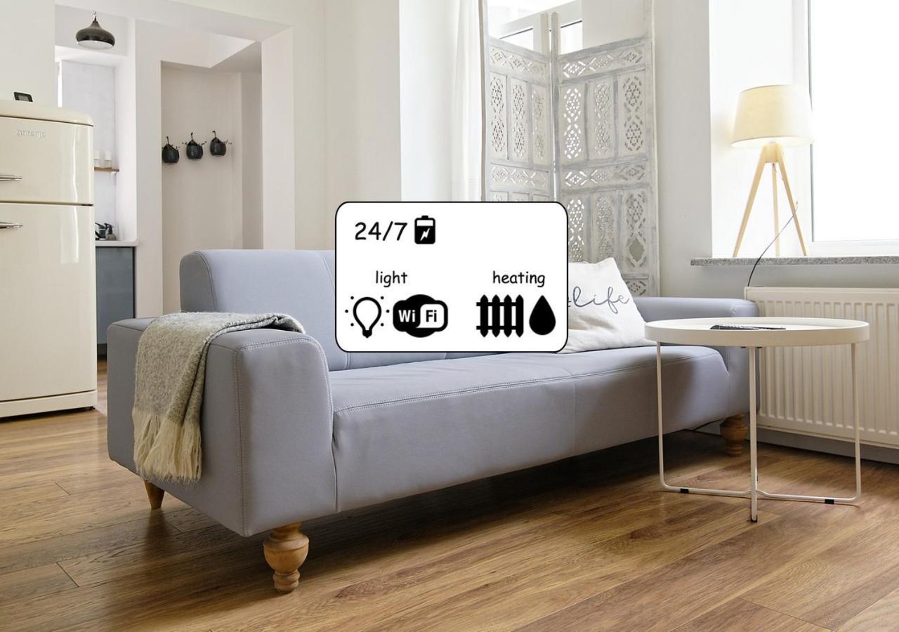 White Door Apartments Heart Of Odessa 1 المظهر الخارجي الصورة
